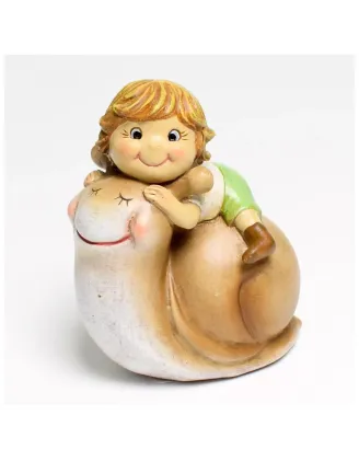 Chlapček na slimákovi, polyresin, 11,5 cm