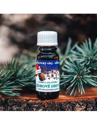 Cédrové drevo – éterický olej